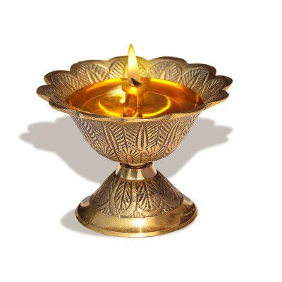 Pure Source India Brass Akhand Diya/Oil Lamp for Pooja, Mandir and Home Decoration (L-2.75inch) 1pcs