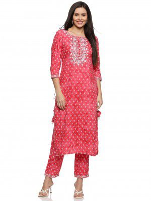 RAJMANDIRFABRICS Women's Cotton Embroidery Kurta Pant Set
