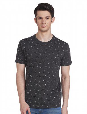 Red Tape Men's Solid Regular Fit Polo