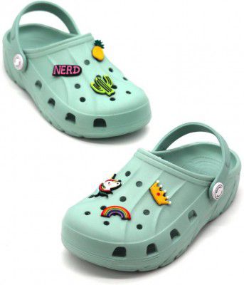 Red Tape&nbsp;Sling Back Clogs For Boys&nbsp;&nbsp;(Green)