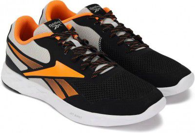REEBOK  Smart trek M Running Shoes For Men  (Black , 10)