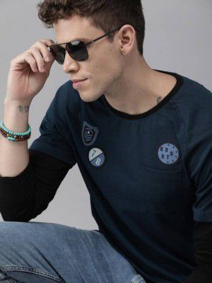 Roadster Men Solid Round Neck Cotton Blend Blue, Black T-Shirt
