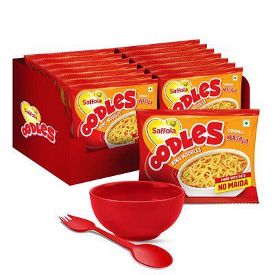Saffola Oodles, Instant Noodles, Ring Shape, Yummy Masala Flavour, No Maida, Whole Grain Oats, SNACKPACK OFFER, FREE Bowl and Spork, 14 x 53g Pouch (14 Serves), White