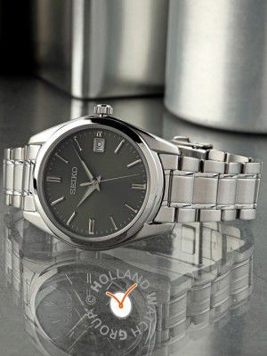SEIKO Men Bracelet Style Straps Analogue Automatic Motion Powered Watch SUR527P1