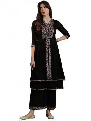 SheWill Women's Black Women Embroidered Sequence Kurta with Pant Kurta Set