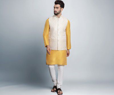 SOJANYA (Since 1958 Men's Silk Blend Kurta and Pyjama with Nehru Jacket