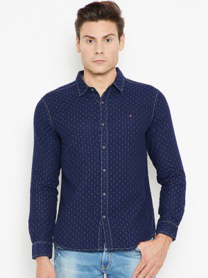 SPYKAR Men Navy Blue Chambray Self Design Regular Fit Casual Shirt