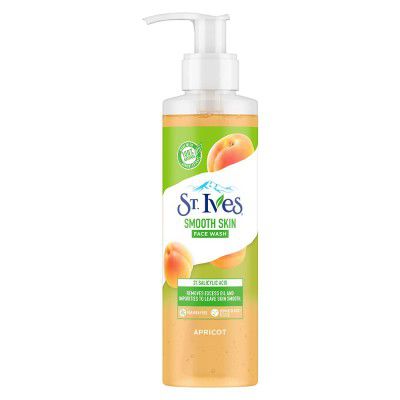 St Ives Apricot Smooth Skin Face Wash for Deep Pore Cleansing 190g