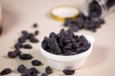 SUBHAKA Premium DUBAI Imported Natural Black Raisins Jumbo Size | Rich in Fiber | Black Raisins  (750 g)
