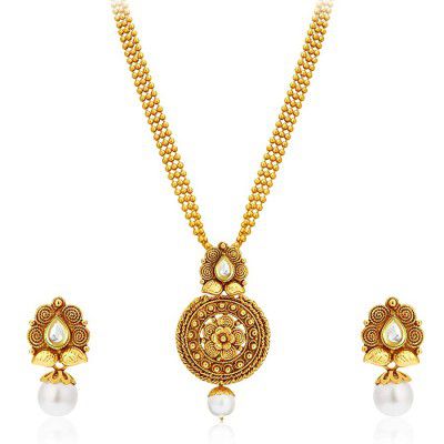 Sukkhi Delightful Gold Plated Kundan Choker Necklace Set For Women