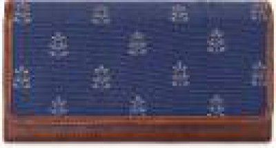 The CLOWNFISH  Party Blue Clutch