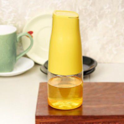 The Earth Store 500 ML Yellow Plastic Oil Dispenser Transparent Cooking Oil Pourer for Kitchen