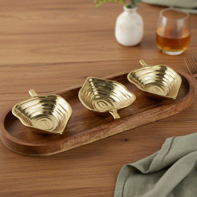 The Earth Store Golden Leaf Ceramic Platter Set of 3 Small Leaf Platter and 1 Wooden Large Tray