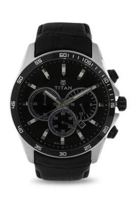 Titan NK90022KL01 Analog Watch for Men