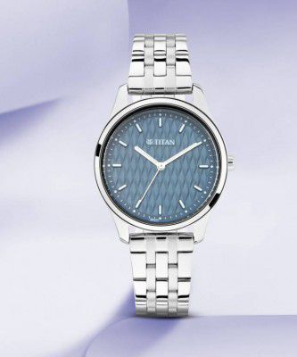 Titan Workwear Analog Watch - For Women NN2639SM02