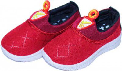 TSM  Slip on Sneakers For Boys  (Red)