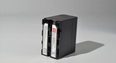 Tyfy NP-F970(Sony) Battery 6600mAh with Indicator Compatible with Sony DCR-VX2100, DSR-PD150, DSR-PD170, FDR-AX1, HDR-AX2000, HDR-FX1, HDR-FX7, HDR-FX1000, HVL-LBPB, HVR-HD1000U, HVR-V1U, HVR-Z1P