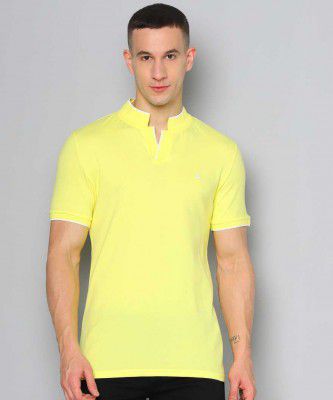 United Colors of Benetton  Solid Men Mandarin Collar Green T-Shirt
