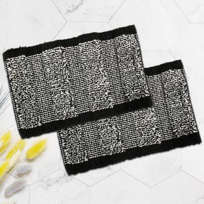 Urbane Home Pack of 2 Anti-Skid Door Mats for Home