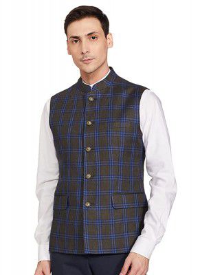 Van Heusen Mens Linen Peak Lapel Suit